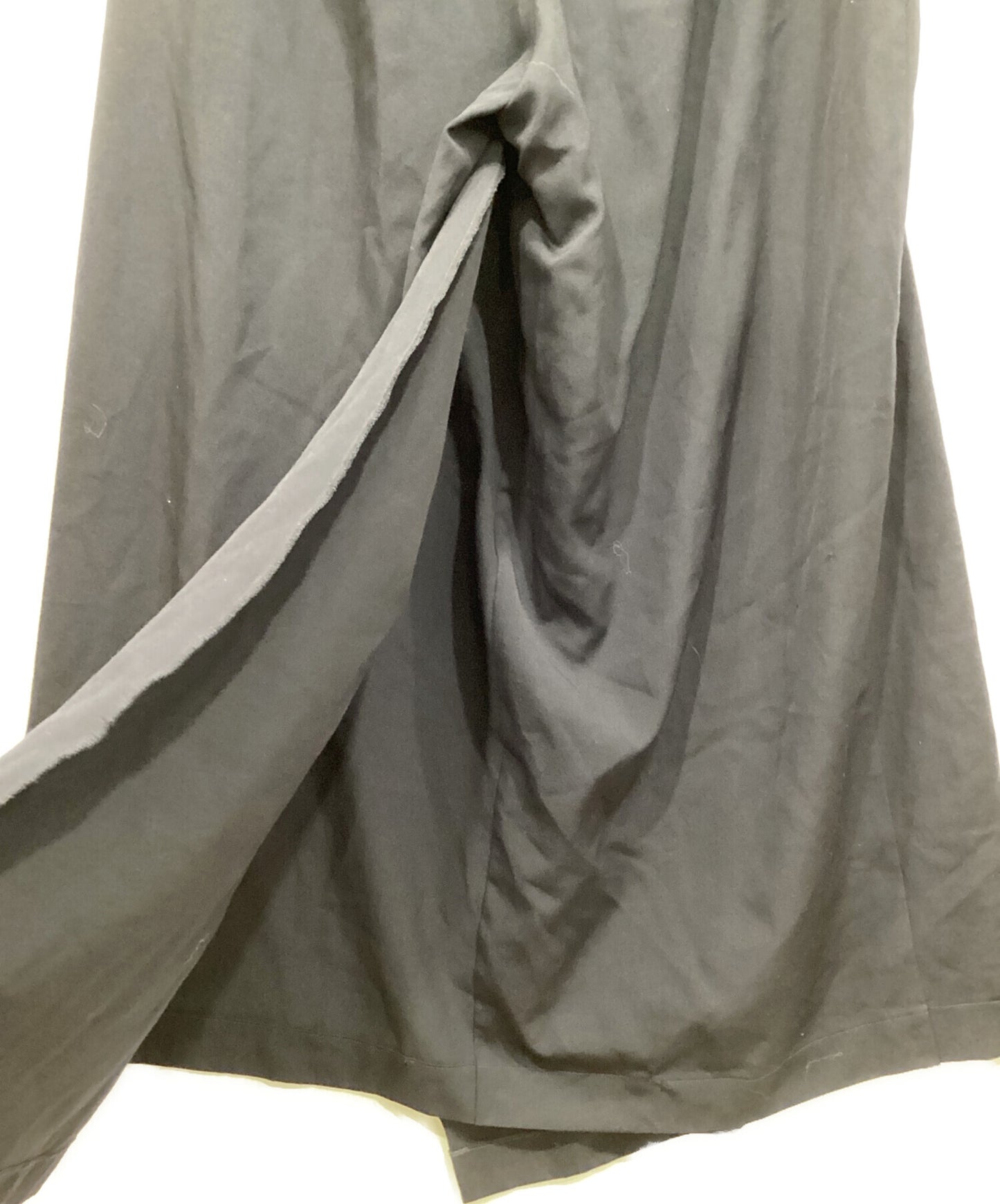 [Pre-owned] YOHJI YAMAMOTO Asymmetrical design wool wide pants FZ-P16-542