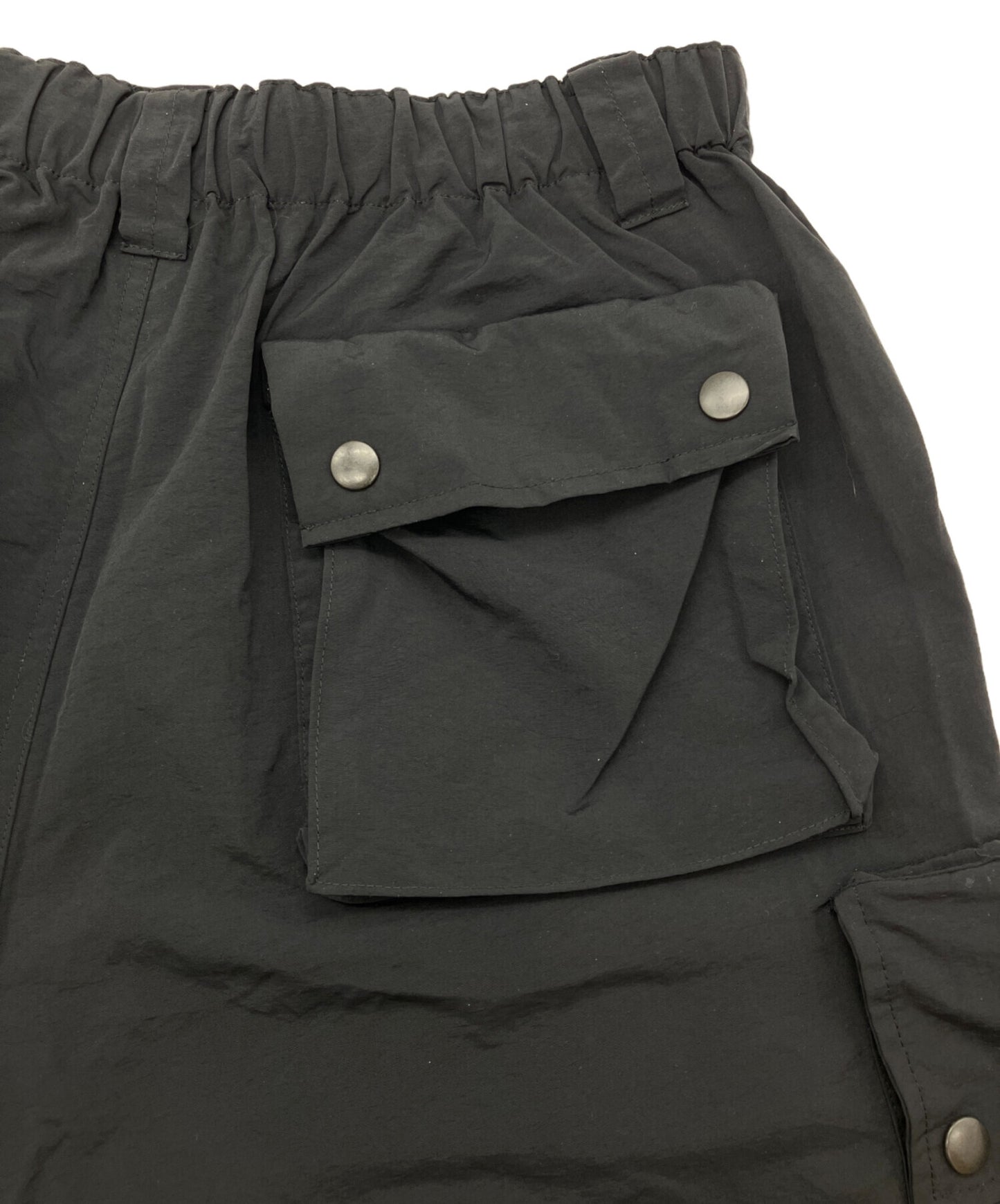 [Pre-owned] YOKE Multi-Pocket Utility Shorts YK24SS0653P
