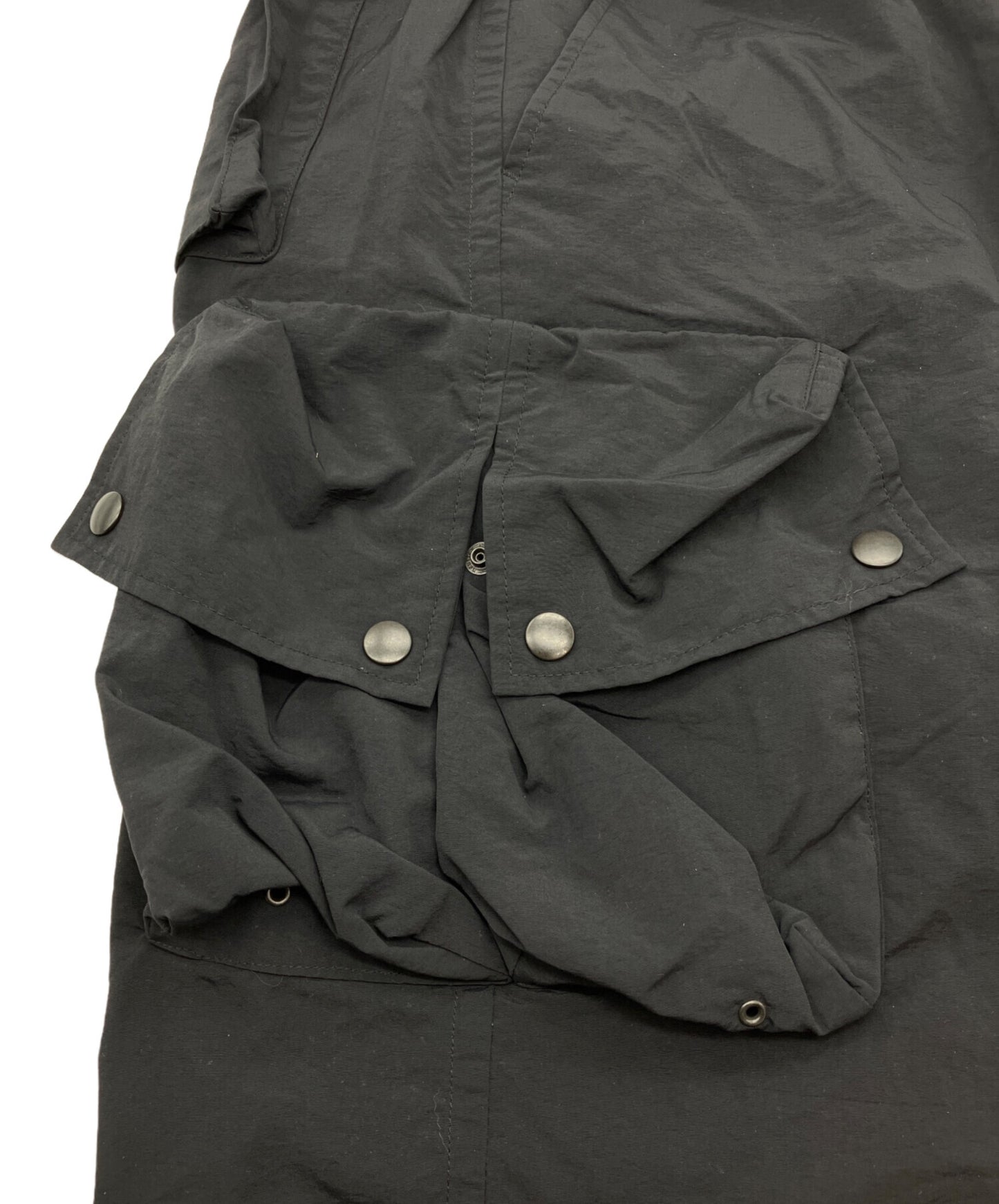 [Pre-owned] YOKE Multi-Pocket Utility Shorts YK24SS0653P