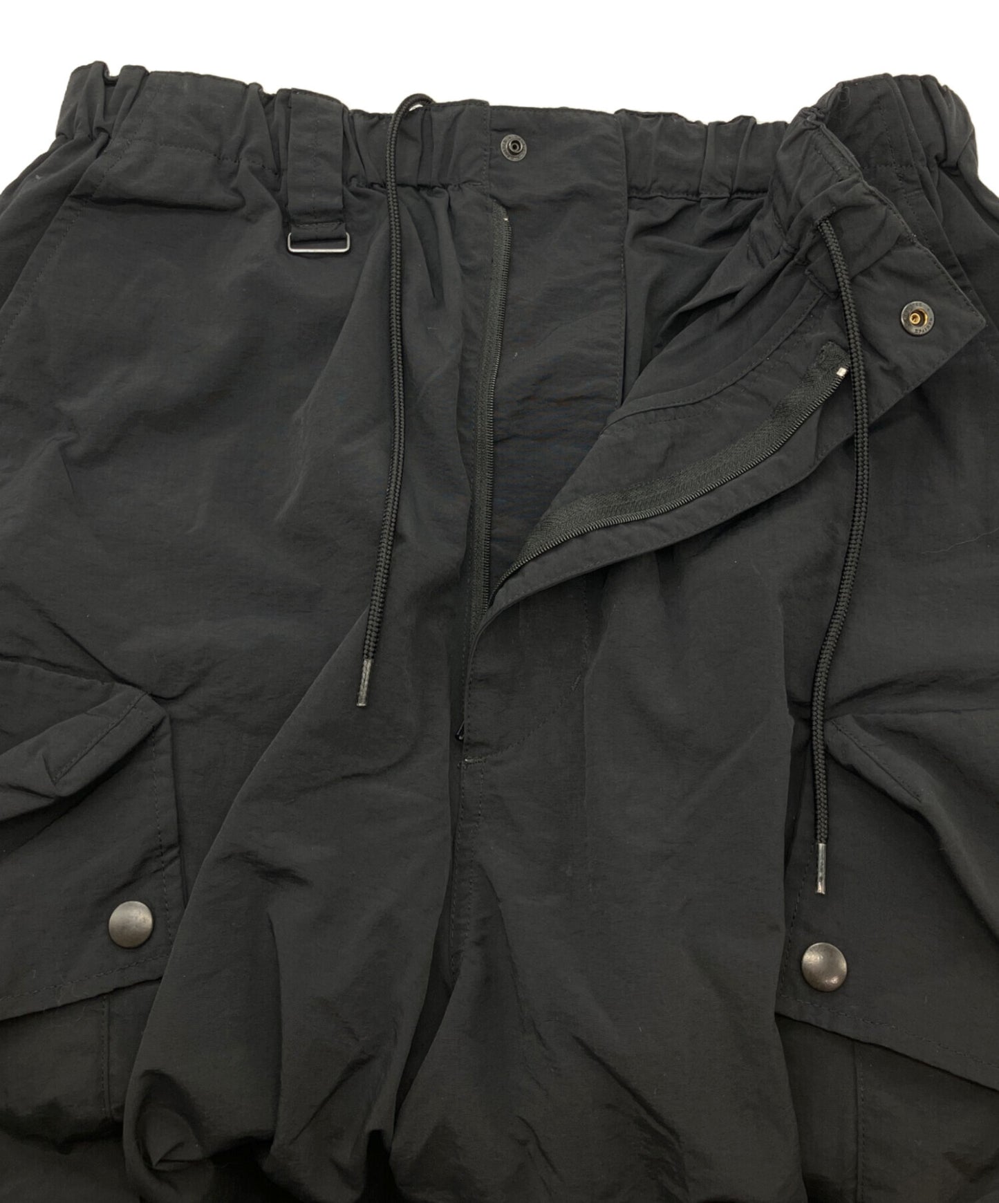 [Pre-owned] YOKE Multi-Pocket Utility Shorts YK24SS0653P