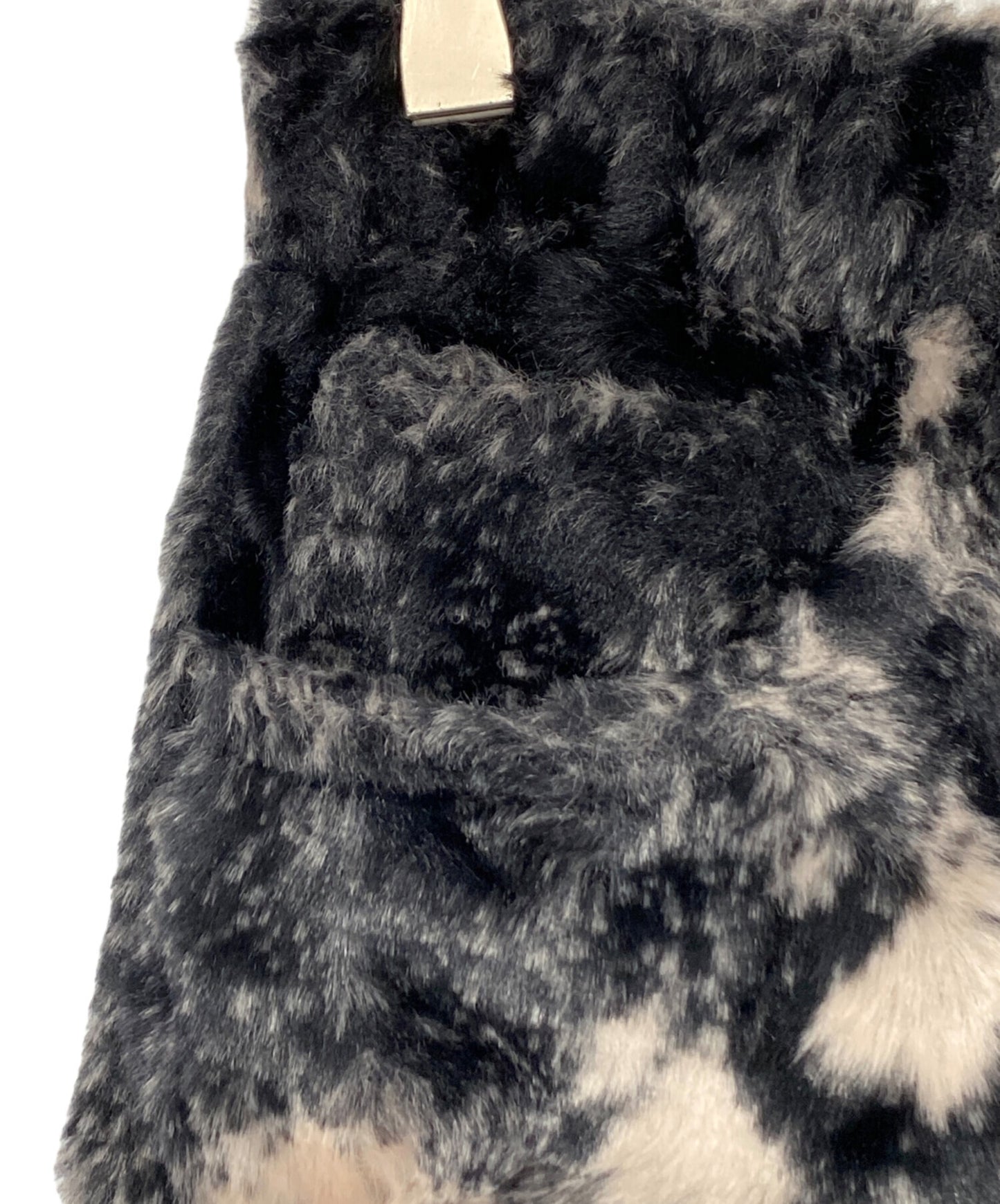 [Pre-owned] SUPREME Faux Fur Short ( Faux Fur Shorts )