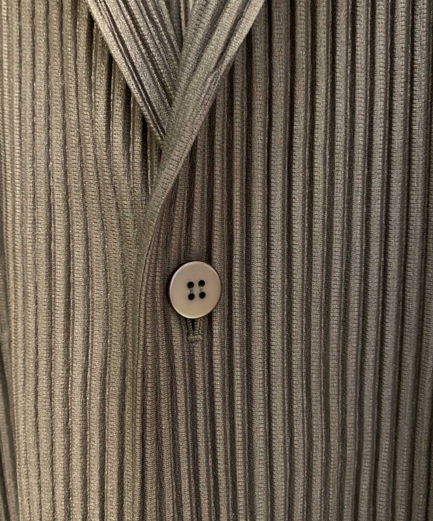 [Pre-owned] HOMME PLISSE ISSEY MIYAKE MONTHLY COLOR JUNE HP41JL126