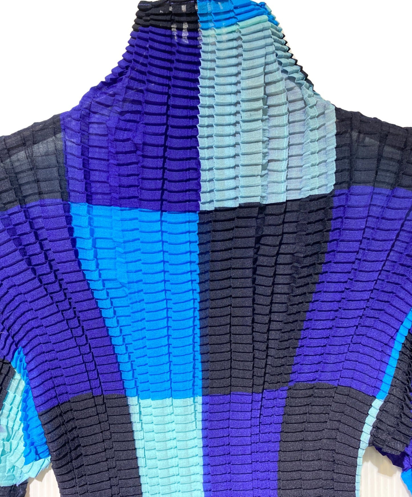 [Pre-owned] PLEATS PLEASE high-necked cut and sewn IM71-FJ941