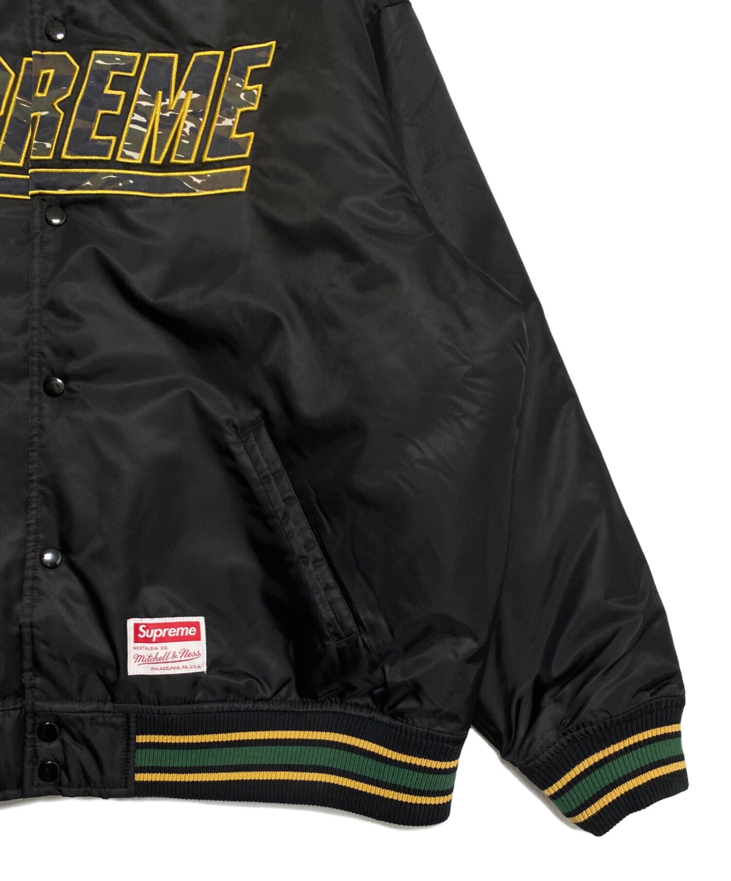 [Pre-owned] SUPREME Camo Logo Varsity Jacket