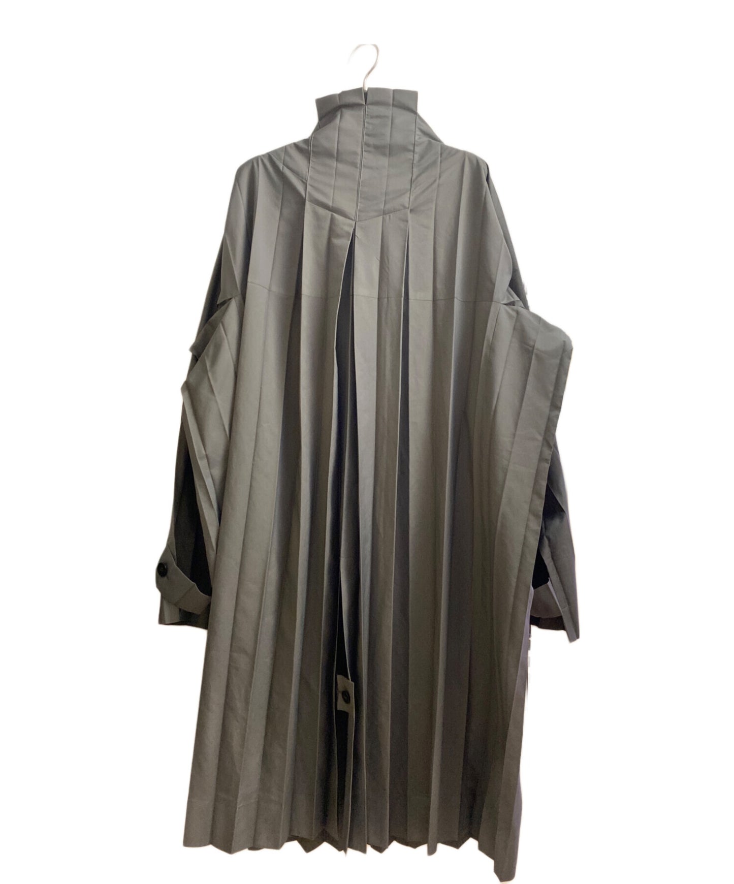 [Pre-owned] HOMME PLISSE ISSEY MIYAKE pleated coat HP61FA003