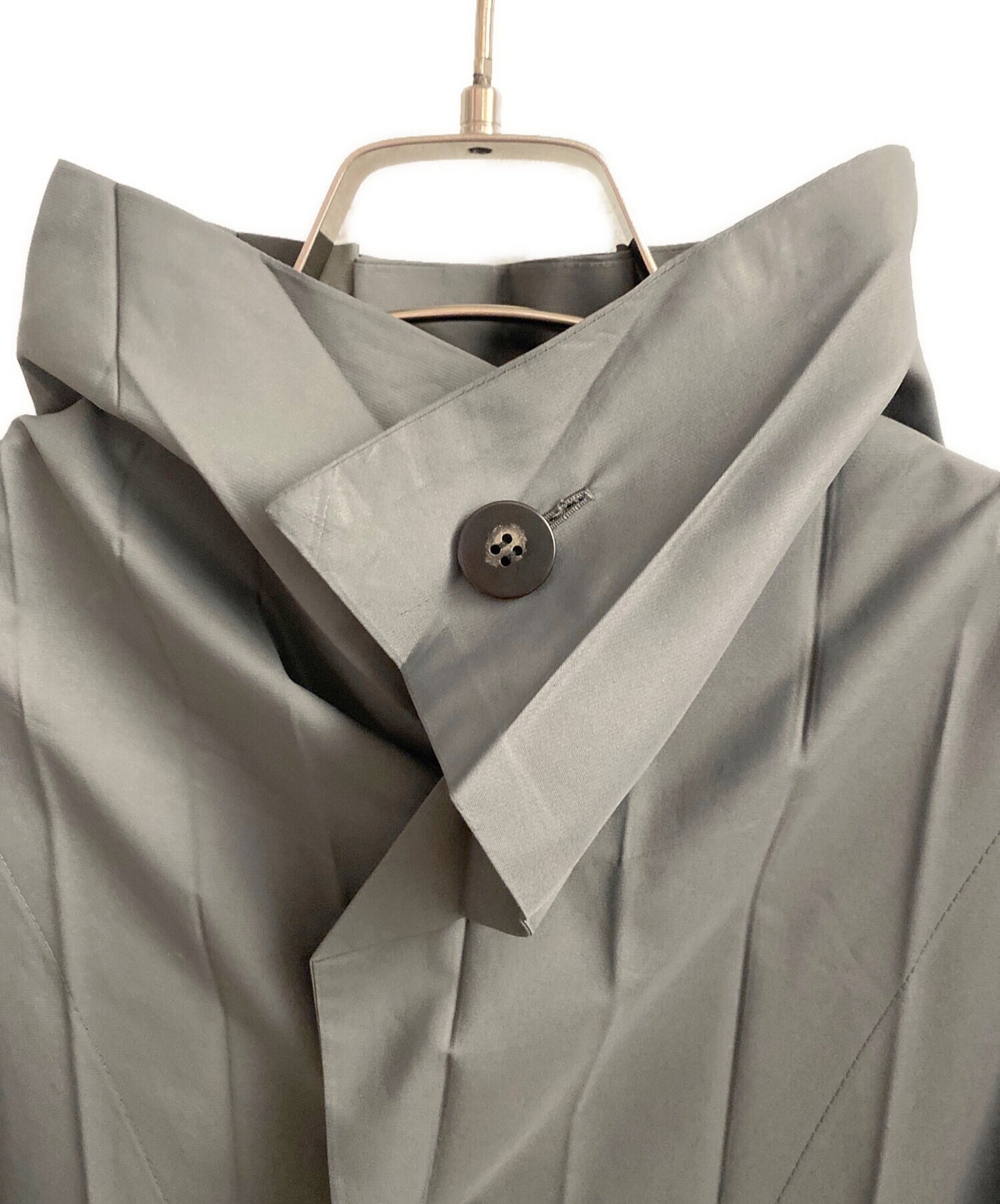 [Pre-owned] HOMME PLISSE ISSEY MIYAKE pleated coat HP61FA003