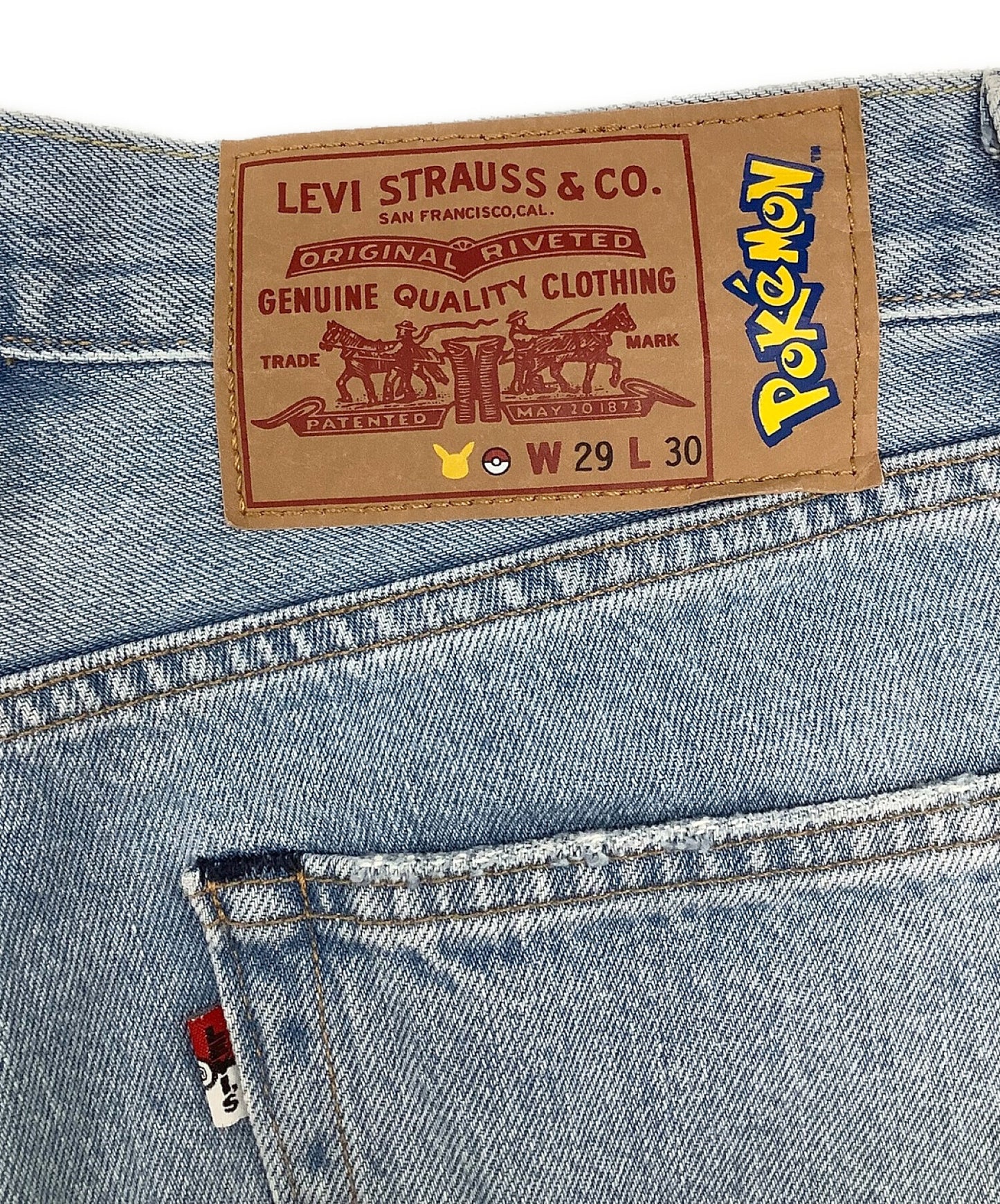 [Pre-owned] LEVI'S x Pokemon 551Z AUTHENTIC STRAIGHT POKEMON STONE Pokemon 25th Anniversary collaboration Pikachu graphic