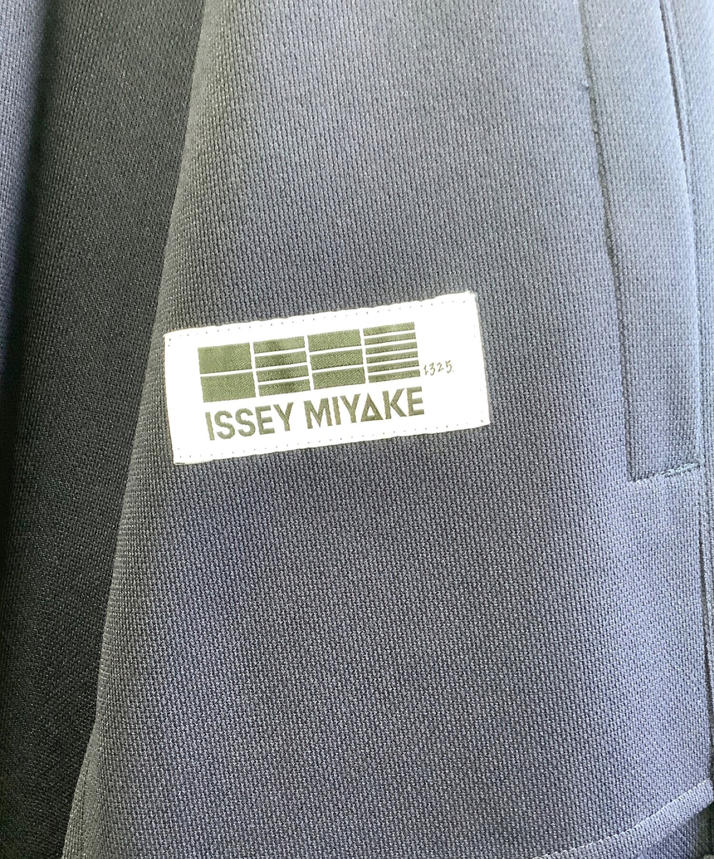 [Pre-owned] ISSEY MIYAKE collarless coat