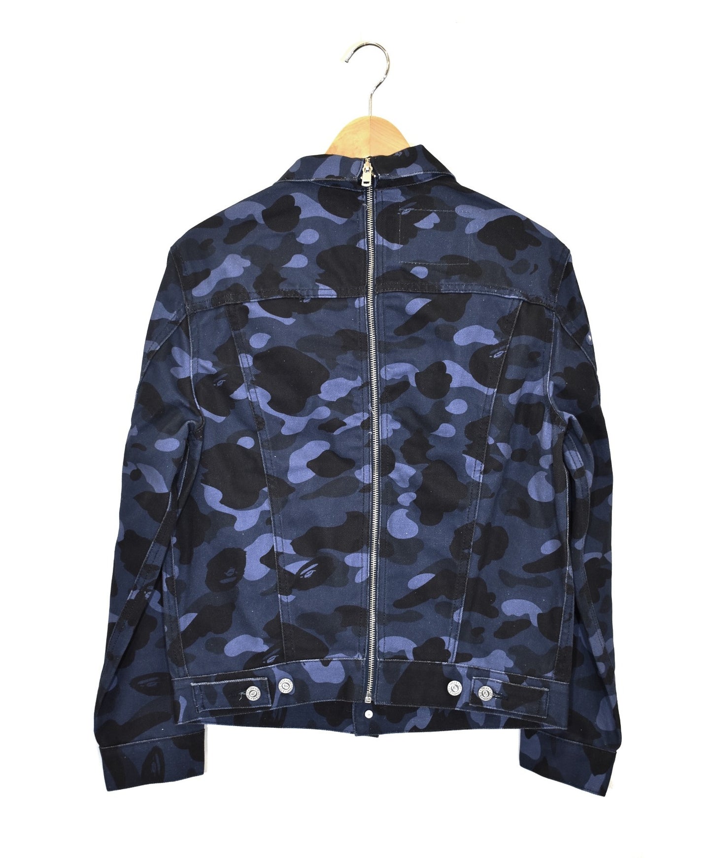 [Pre-owned] A BATHING APE × LEVIS TYPE III SPLIT TRUCKER JACKET BAPE AMA CAMO Model year 21 56150006