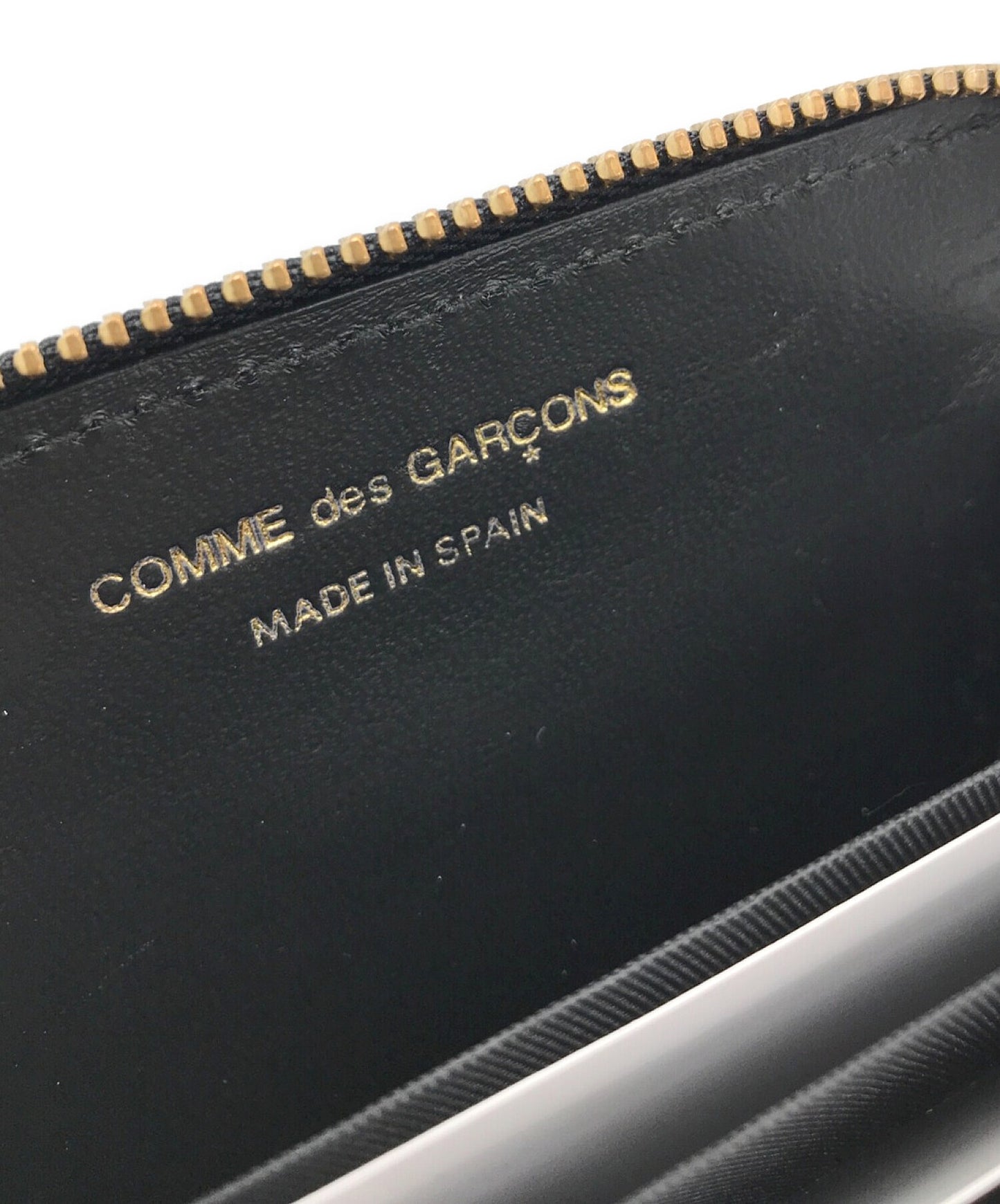 Comme des Garcons經典皮革錢包SA2110