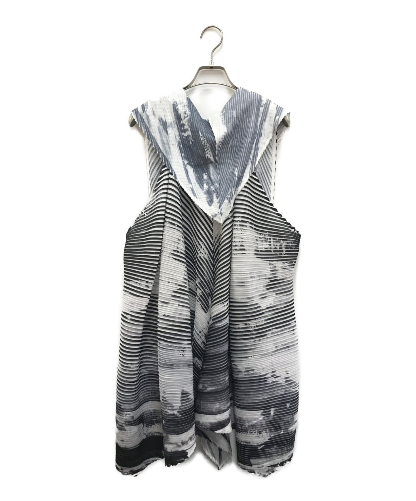 [Pre-owned] ISSEY MIYAKE Gilet with printed wave pattern IM81AD105