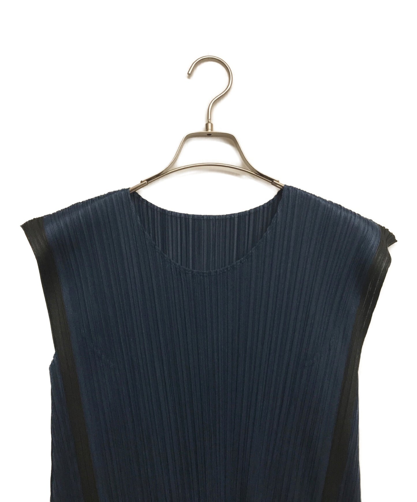 [Pre-owned] PLEATS PLEASE sleeveless cut and sewn PP23JT462/3