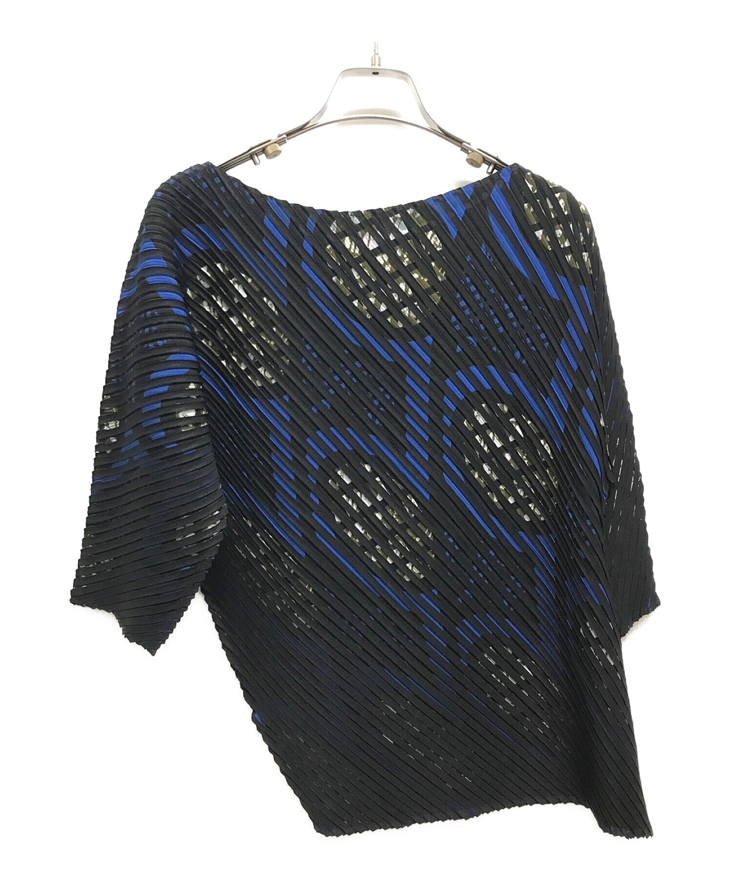 [Pre-owned] ISSEY MIYAKE Diagonal Design Print Pleated Blouse Plane Total Pattern Modified Stretch Layered 1M71FJ165
