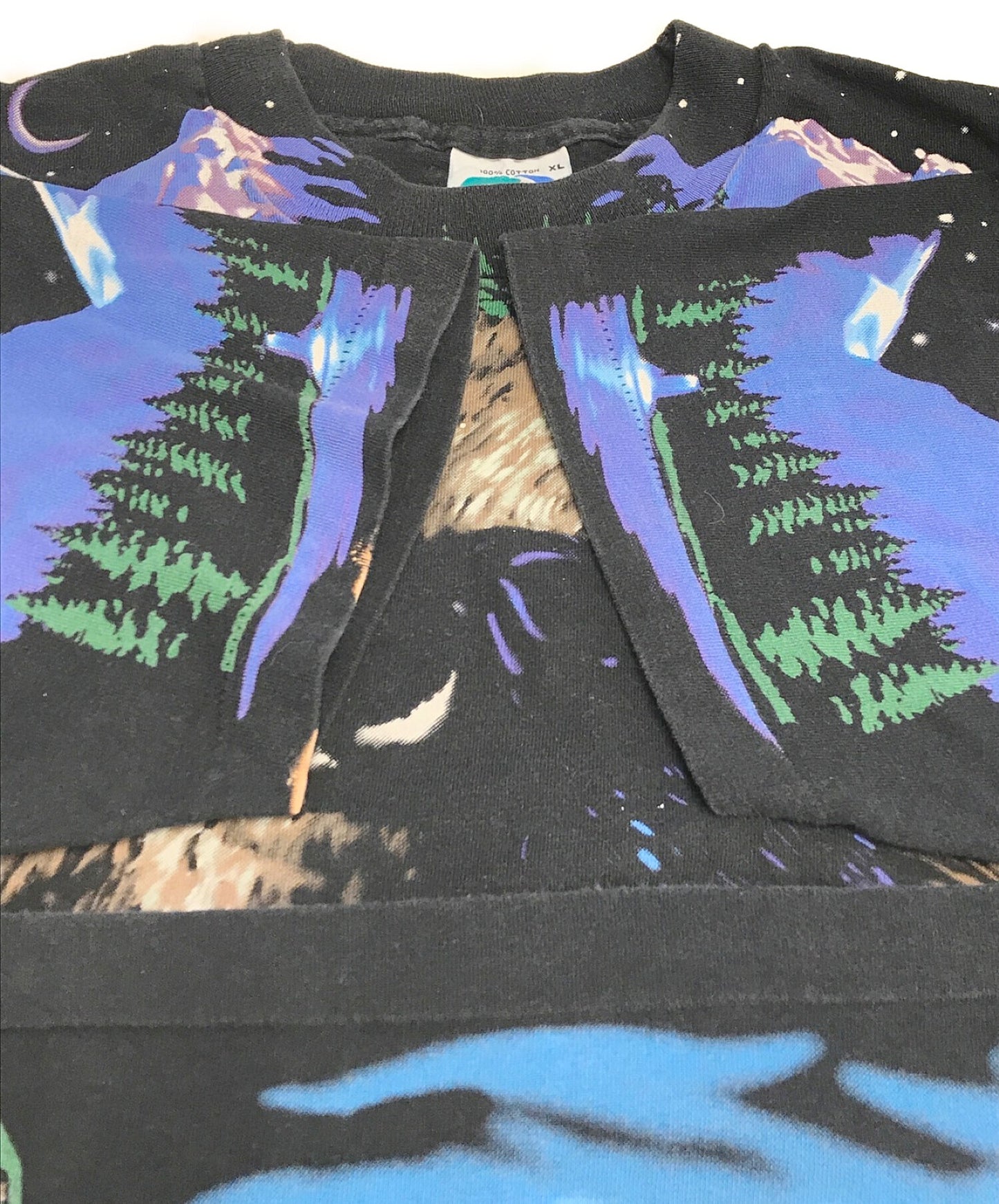[Pre-owned] LIQUID BLUE All Over Print T-shirt