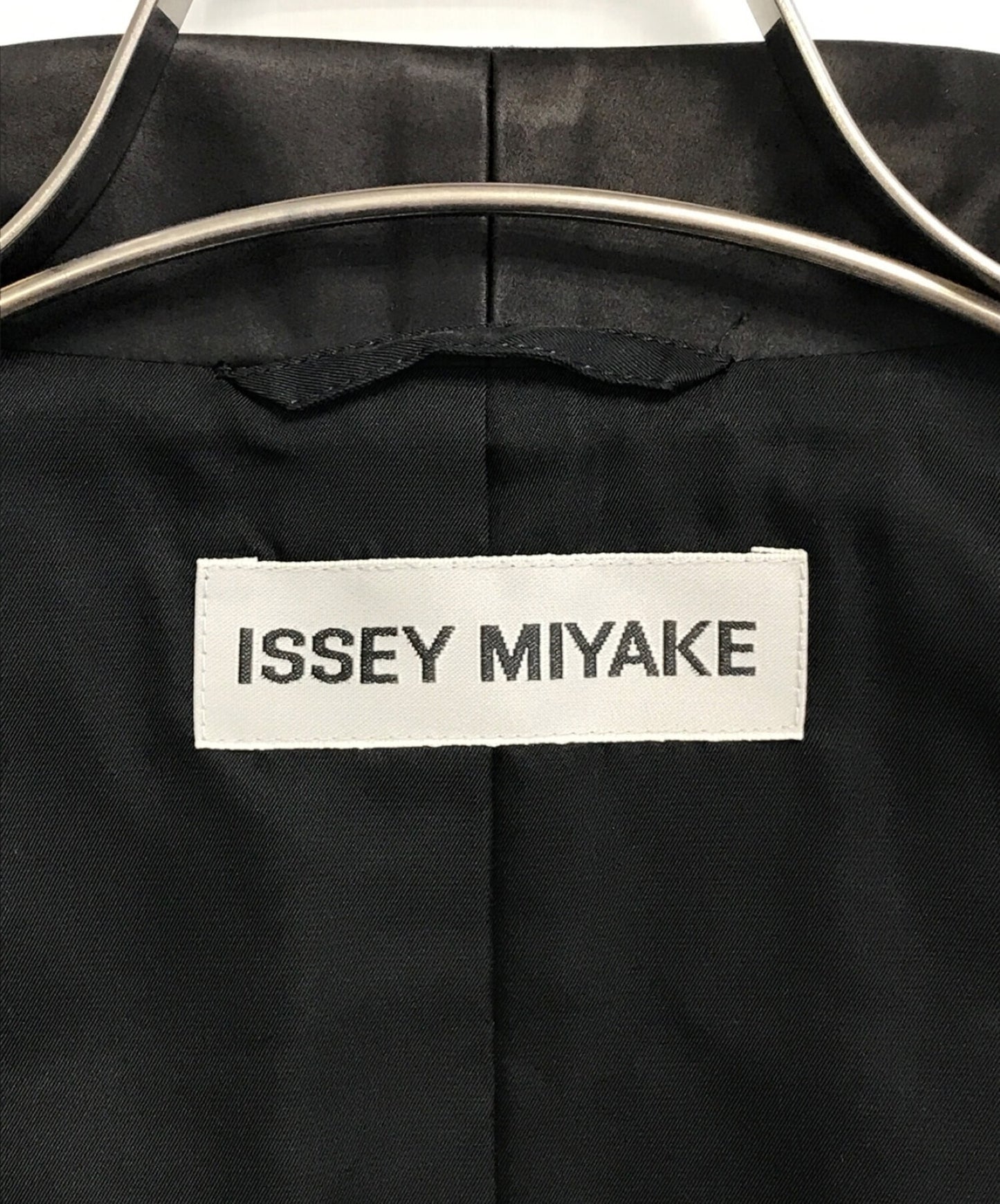 Issey Miyake站立外套