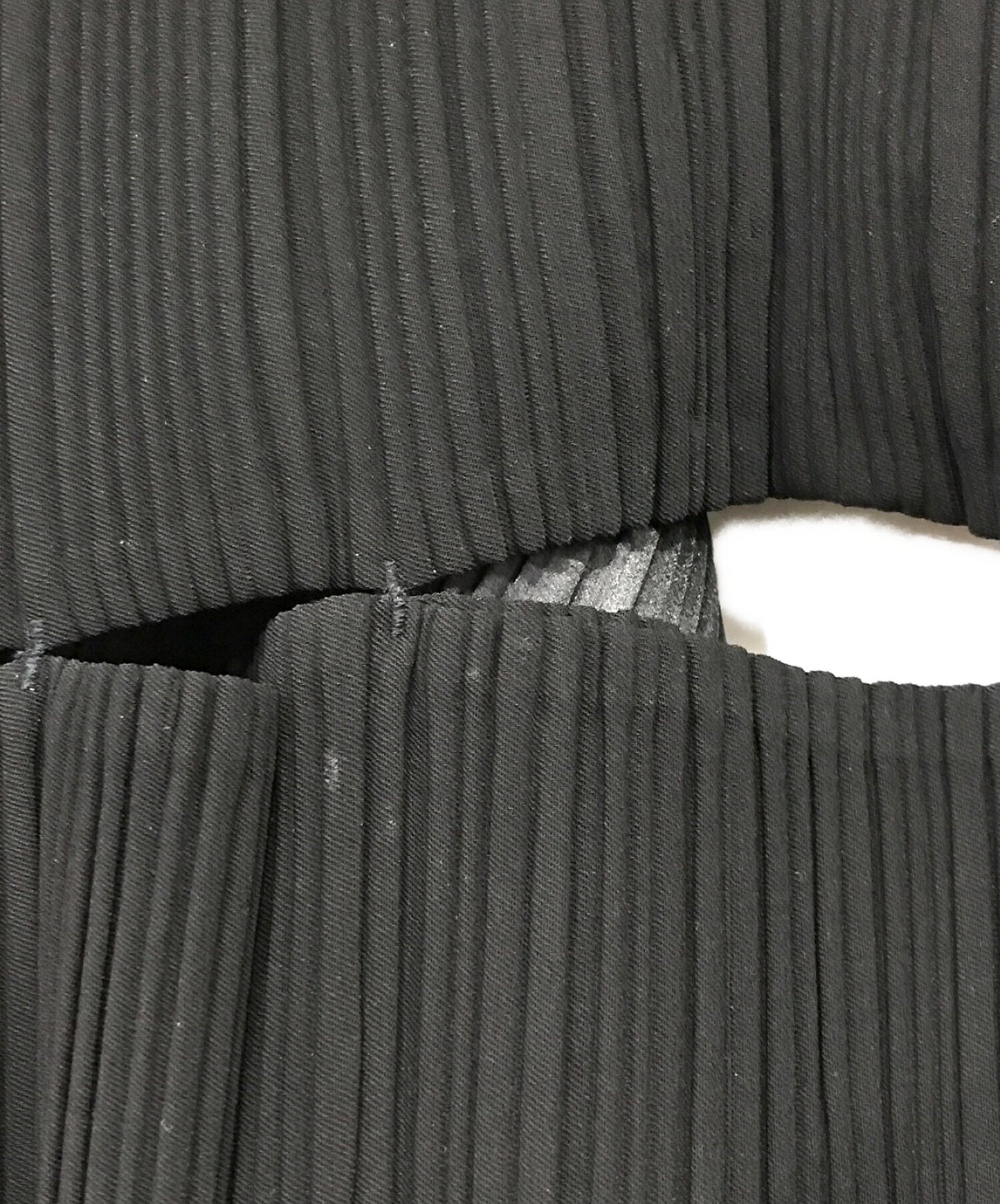 [Pre-owned] ISSEY MIYAKE Back Design Shawl Collar Pleated Cardigan JG34460