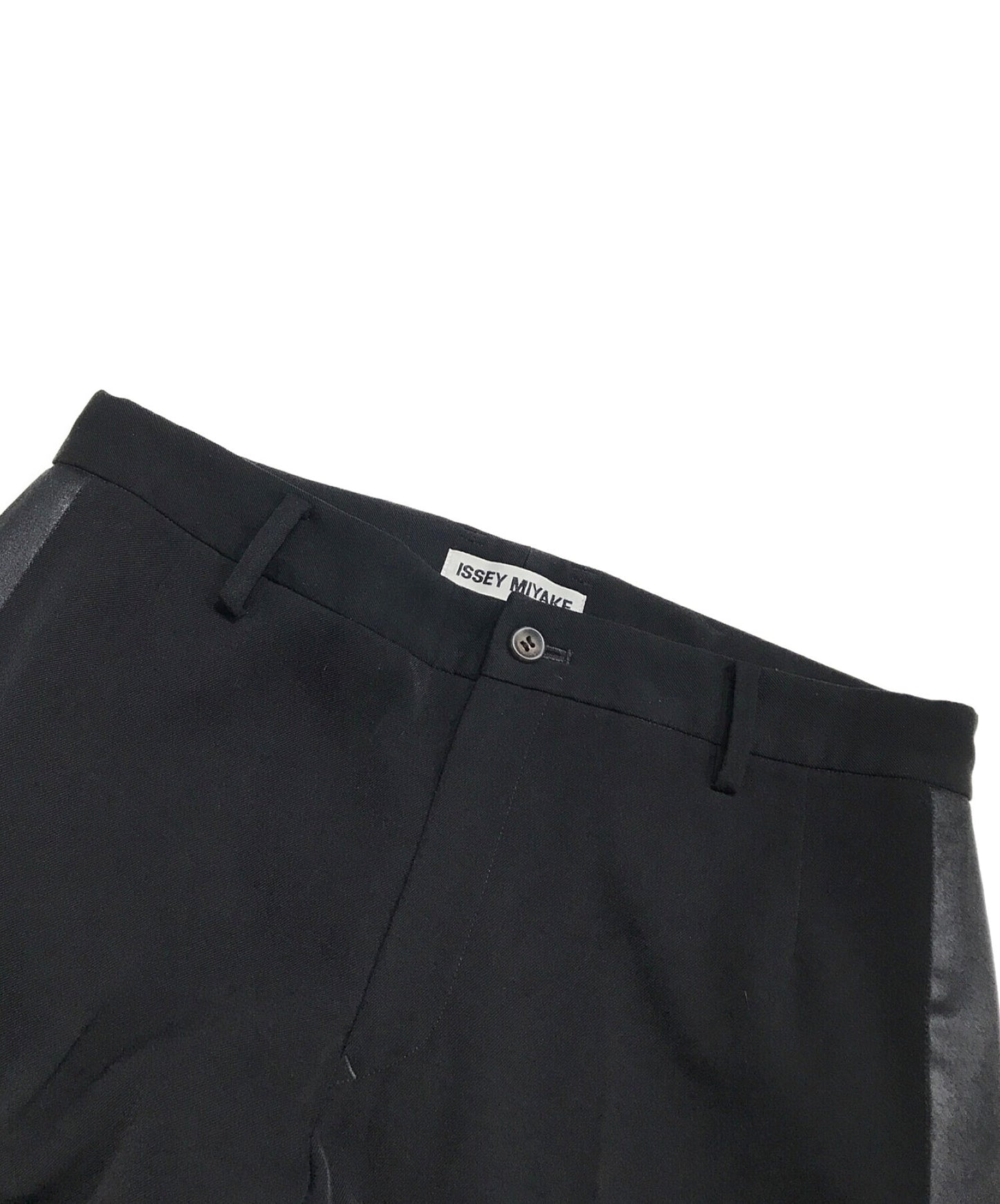 [Pre-owned] ISSEY MIYAKE Sideline Tuck Pants IM22FF001