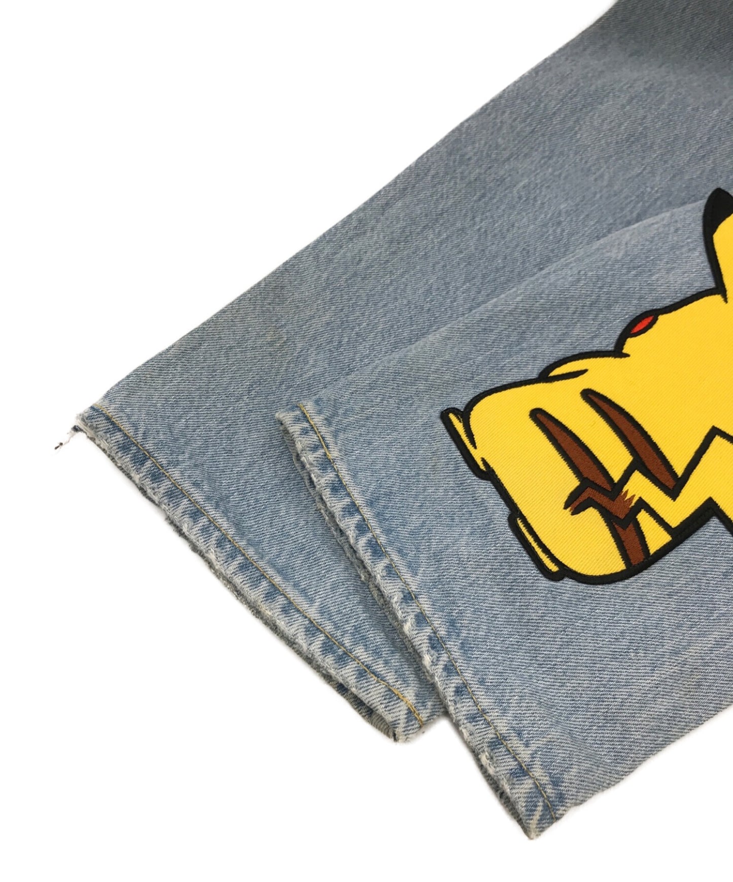 [Pre-owned] LEVI'S×PoKeMoN Collaboration tapered denim pants 24767-0007