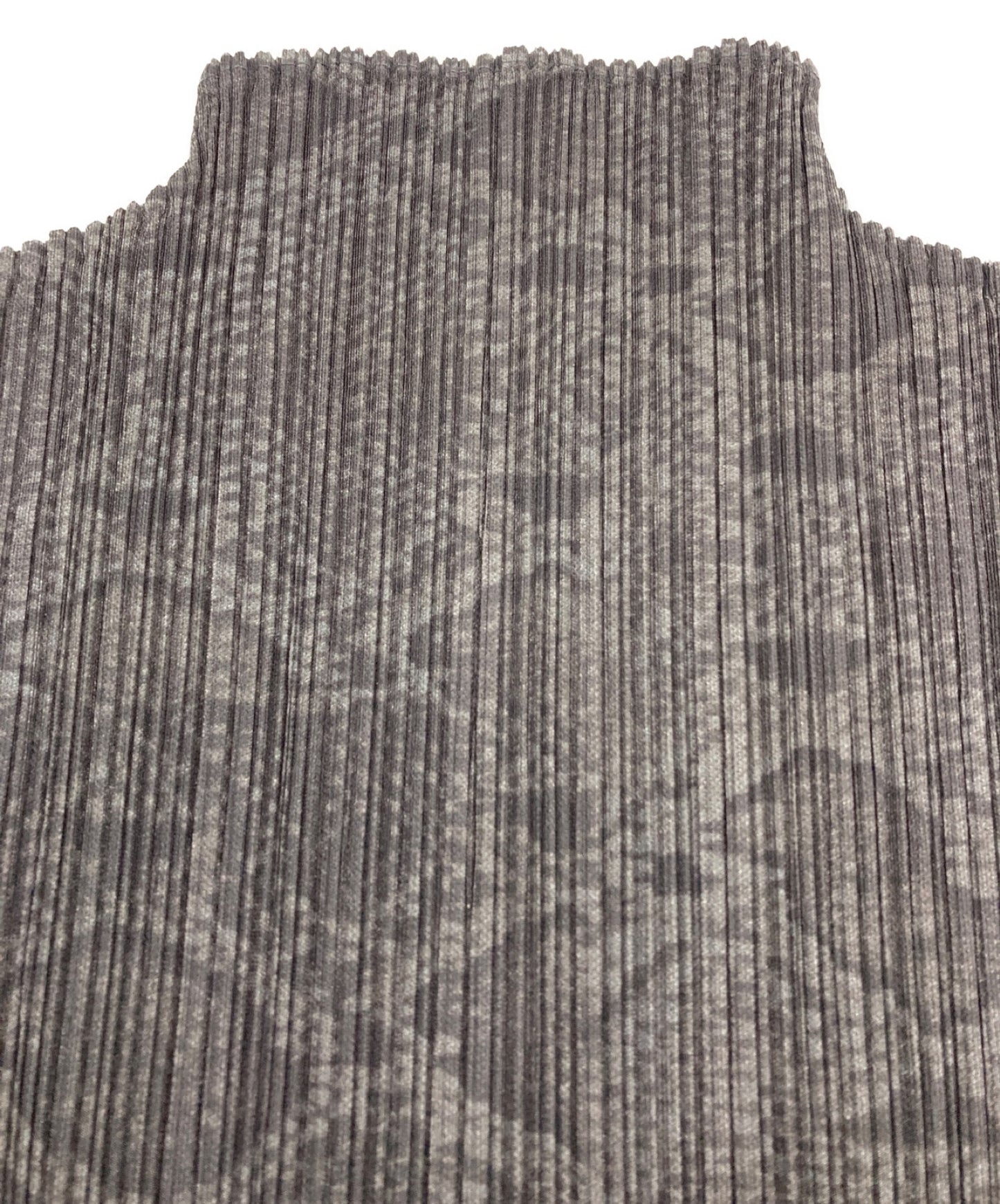 [Pre-owned] PLEATS PLEASE Python-patterned high-neck pleated cut and sewn PP33-JK831