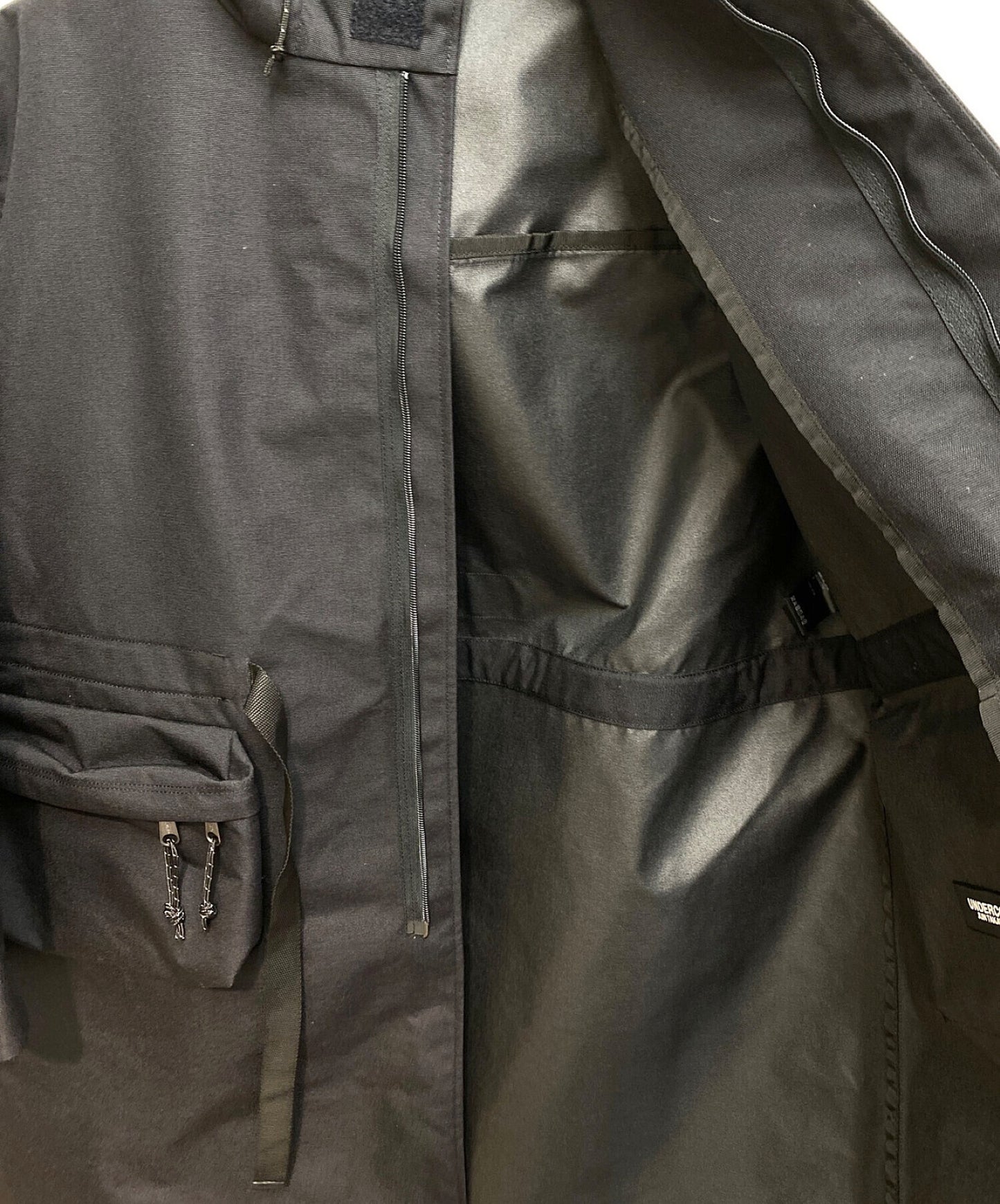 [Pre-owned] UNDERCOVER nylon coat UC2A4308