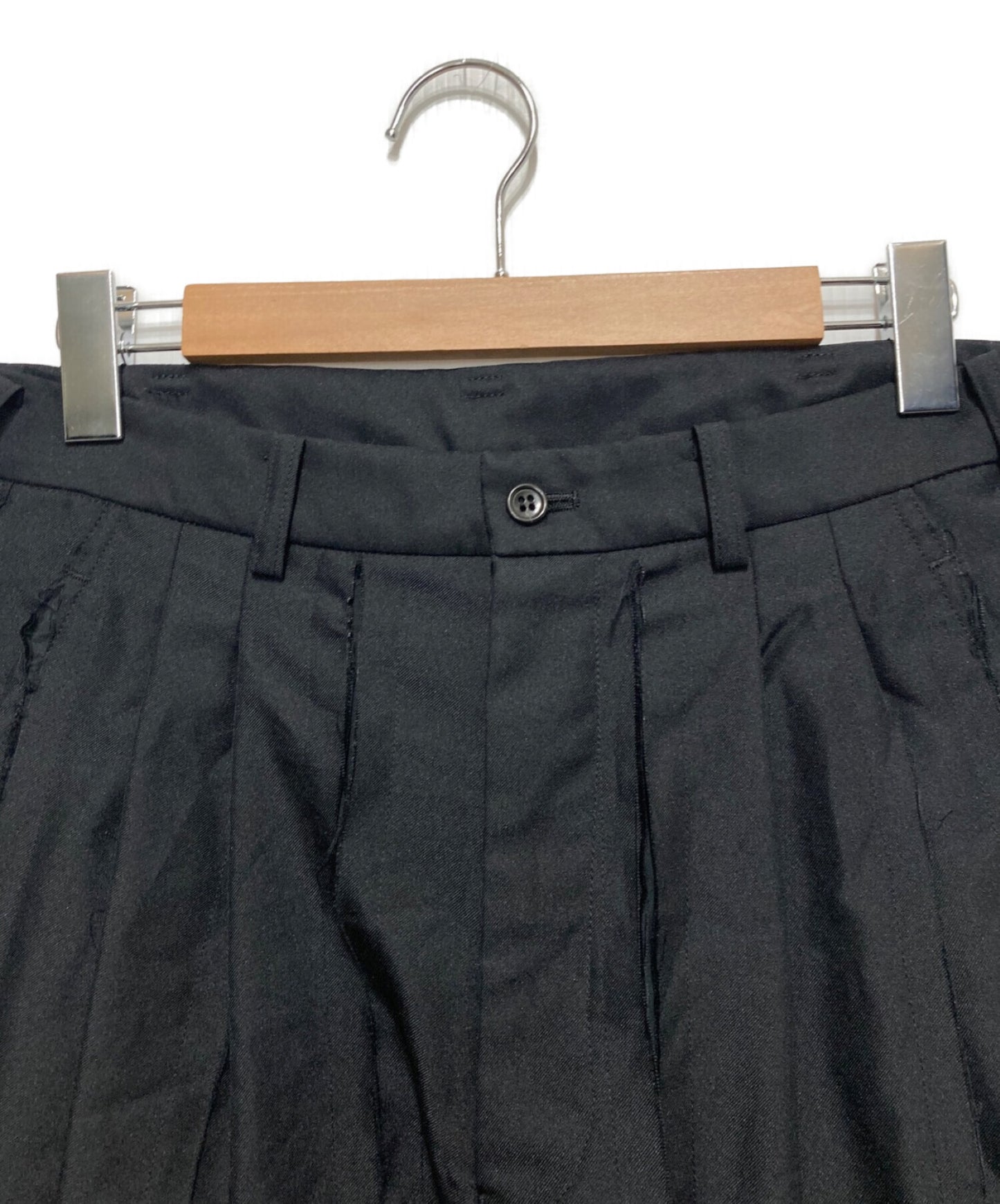 Black Comme des Garcons Shorts 1C-P033