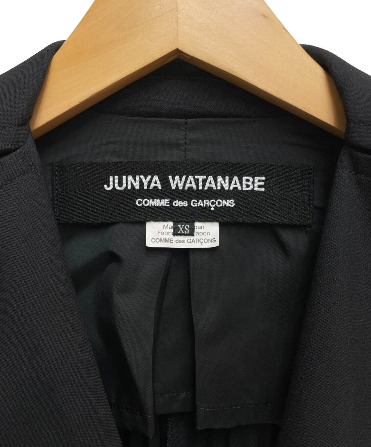 Junya Watanabe Comme des Garcons背部褶皱的风衣JE-C028